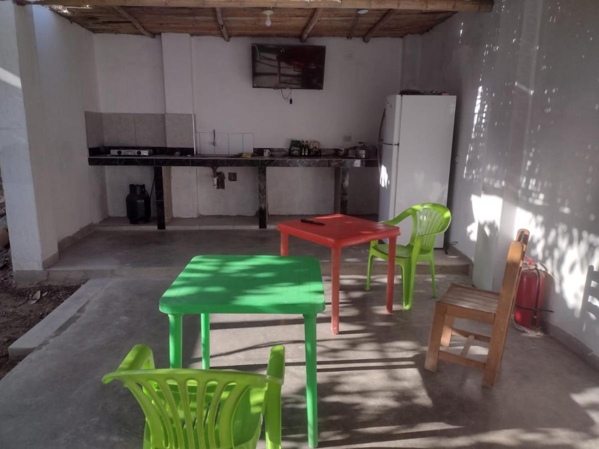 Flying Monkey Hostel Nazca Eksteriør bilde